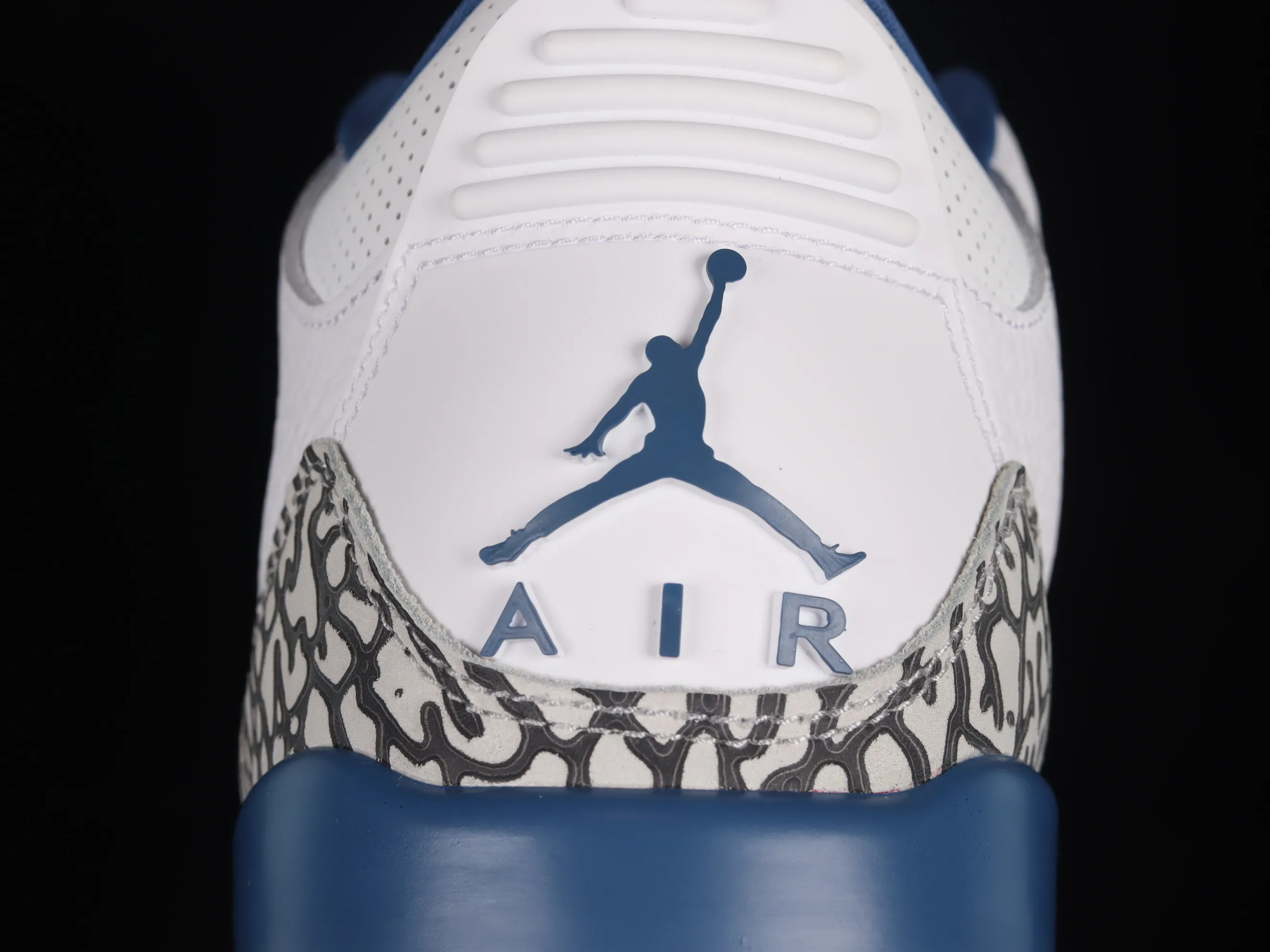 All categories Air Jordan Jordan series basketball shoes Air Jordan 3 foreign trade version Air Jordan Retro AJ3 Joe 3 White and Blue Wizards CT8532-148